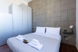 Ale Apartment Castello Imperatore -Parking disponibile-