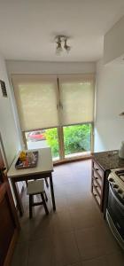 Hermoso apartamento frente a Plaza Mitre