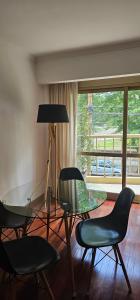 Hermoso apartamento frente a Plaza Mitre