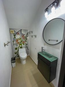 Casa con alberca, cerca al aeropuerto de PV