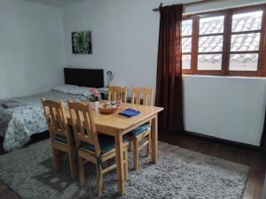 Nice studio in historic center with private bathroom and kitchen!