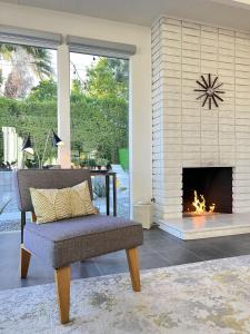 The Arrow by ACME House Company