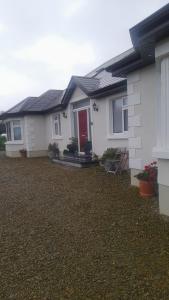 Modern Countryside apartment Killmallock Lodge