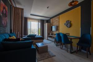 Queen of Kop Milmari