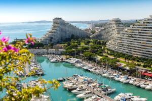 Appartements Spacieux 2 chambres 65m2 climatise au village medieval entre Nice et Antibes : photos des chambres