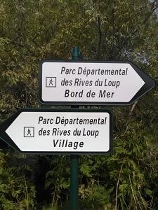 Appartements Spacieux 2 chambres 65m2 climatise au village medieval entre Nice et Antibes : photos des chambres