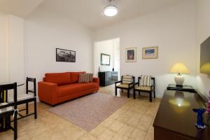 2Qtos a 450m da Praia de Copacabana | EL 22901