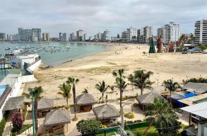 Las Casitas en el Malecón de Salinas