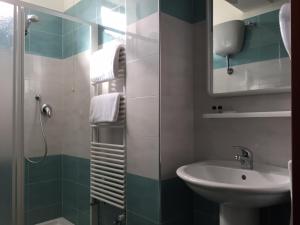 Single Room room in Cristal Hotel