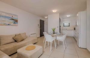 Apartments in Malinska - Insel Krk 53194