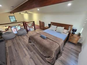 Clandulla Cottages & Farmstay