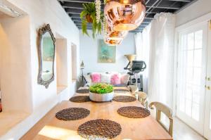 Amazing views of NYC and Patio 10 mins from NYC