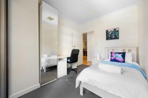 Highlife on Grenfell - 3BR, Wifi, Workspace