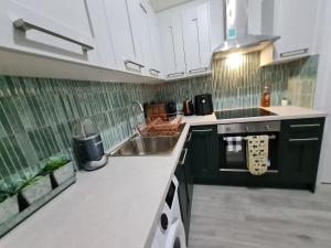 Central London Modern 2 Bed Flat