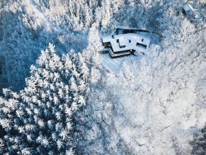 Holiday Home in Ardennes with Heated Pool