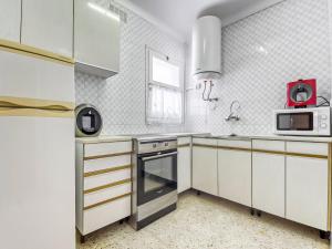 Apartment in Roses near Almadrava Beach