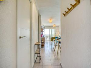 Apartment in Roses by the Waterfront