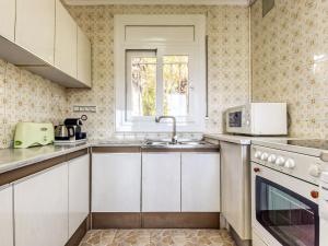 Apartment in Roses near Canyelles Beach