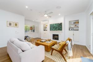 Fully renovated and stylish home in Narrabundah - Hosted by Canstay