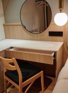 32B Home Sleep Home