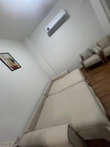 Apto Copacabana na quadra da praia