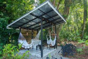 Ananá Garden Studio AC 5 Min to Playa Chiquita