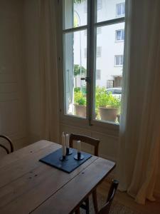 Appartement et jardin près du lac