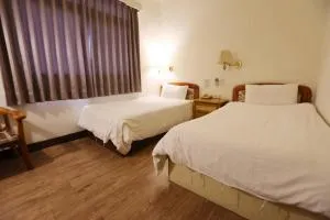 金麗麗大飯店 - Jinning