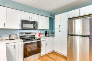 Furnished Outdoor Space Retreat in Tucson!