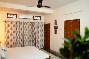 Seasoned Jaipur-Live in a 100-year-old apartment