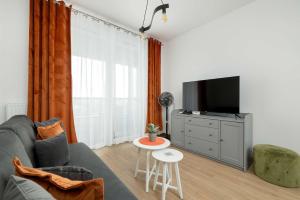 Nowoczesny Apartament z Parkingiem w Atrakcyjnej Lokalizacji Katowic by Noclegi Renters