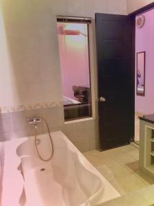 Serafinna Guest House