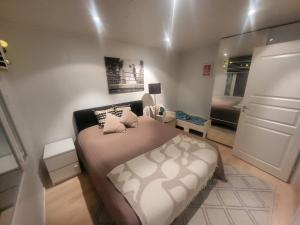 Apartment Happy Elves