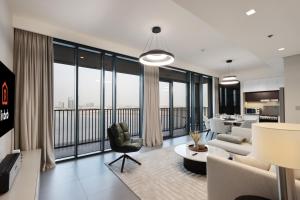 Livbnb- Embrace Serenity in 2B,Dubai Creek Harbour