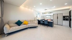 Gangneung WhiteN Pension