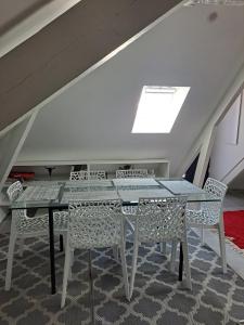 Modern cozy 3 rooms flat between Disney and Paris