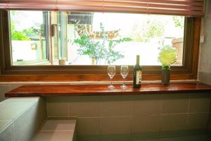 Happiness on Jacuzzi Private Pension