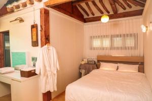 Happiness on Jacuzzi Private Pension