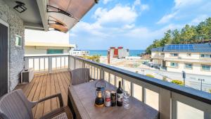 Goseong Araenmaru Pension