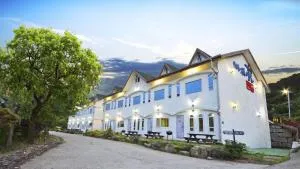 Tongyoung Macaio Pension - 统营市