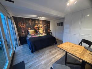 Voorsterstaete former barn, including jacuzzi