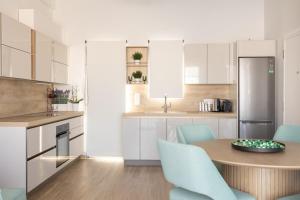 The Mint House - Alimos