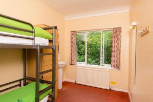 Quadruple Room with Shared Bathroom room in YHA Grasmere Butharlyp Howe