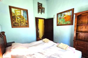 Rural cottage VINCENT van Gogh, with spectacular pool & OPTIONAL private 6 guests jacuzzi