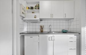 Nice Apartment In Allinge With Wifi