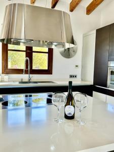 Cas Coix Jacuzzi, gym & pool