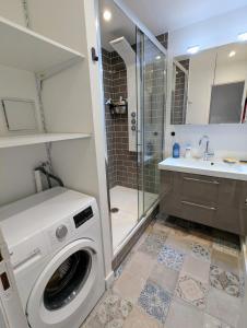 Beautiful 1 bedroom apartment near Eiffel Tower