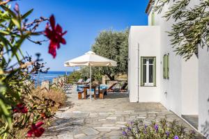 Villa Zoes - Skopelos Harbor & Sea Views