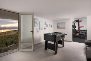 Luxury Villa Energy Orebic - Peljesac, Heated Pool, Ideal 8 Guests, Seafront