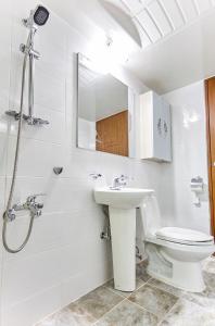 Namhae Uyeongwa Inyeon Pension Uyeon